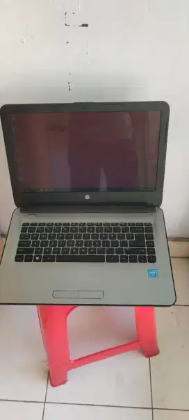 Dijual laptop HP14 tingl pake Intel Celeron Ram 4Gb HDD 500Gb 1.050