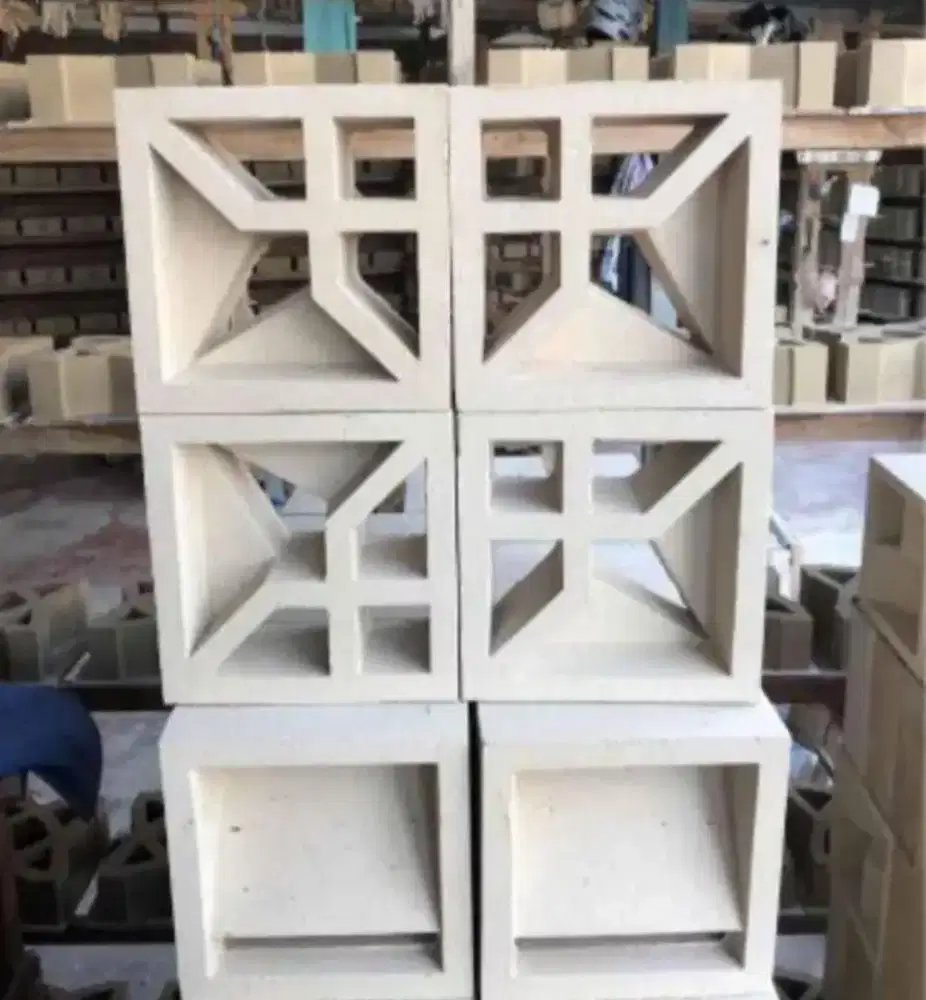 Jual loster beton minimalis hasil dari pabrik sendiri uk20x20