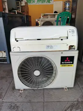 Di jual AC split merk Mitsubishi 1/2pk dingin bagus bergaransi