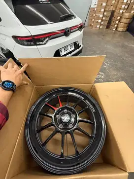 Di jual Velg R18 j Flow Forming