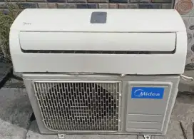 Jual ac midea 1/2 pk R410 lowwat 360 watt kondisi 95% ori semua