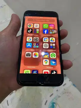 Di jual cepat Iphone SE Gen 3 Tahun 2022
