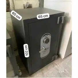 Brankas Solingen Bernstein Digital 1 meter Brankas Tahan Api Bekas