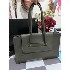 FAST SELLING tas kerja mau pindahan kost