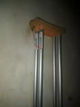 Tongkat kruk/ketiak