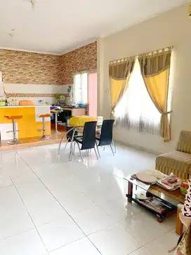 RUMAH MURAH POSISI HOOK KULDESAK KOTA WISATA CIBUBUR JAKARTA TIMUR