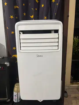 AC Portable Midea 1/2 PK Komplit