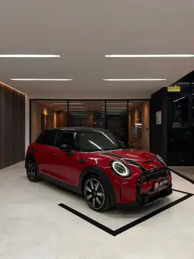 MINI COOPER S 5D 2.0 AT 2024/2023 KM 1RB LIKE NEW