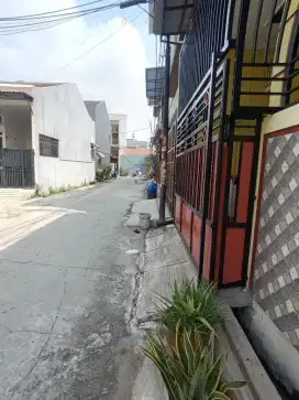 Di jual rumah  poris indah tangerang