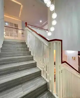 JUAL CEPAT TURUN HARGA RUMAH CANTIK CLUSTER ELIT KOTA WISATA CIBUBUR