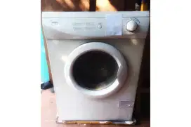 Mesin cuci dan pengering