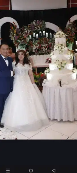 Dijual gaun pengantin