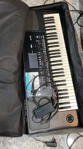 Keyboard Korg pa300