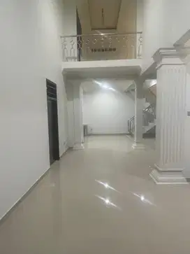 Jual Rumah SIAP HUNI di komplek Pondok Gede.