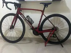 Sepeda polygon Strattos S7D