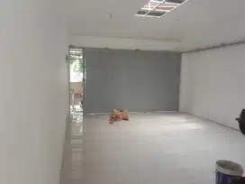 Disewakan Ruko baru di Jl. Ters. Jakarta Antapani