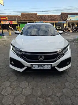 HONDA CIVIC TURBO HATCHBACK RS AT TAHUN 2019