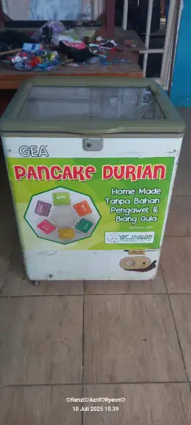 Dijual cepat freezer merk GEA 100 L normal