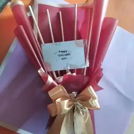 Buket kosongan tanpa isi