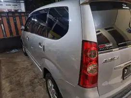Toyota Avanza 2010 Bensin