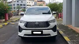 Km 200 perak on going toyota zenix v hybrid modelista 2025 putih