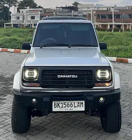 TAFT ROCKY 4x4 RUGGER 2001