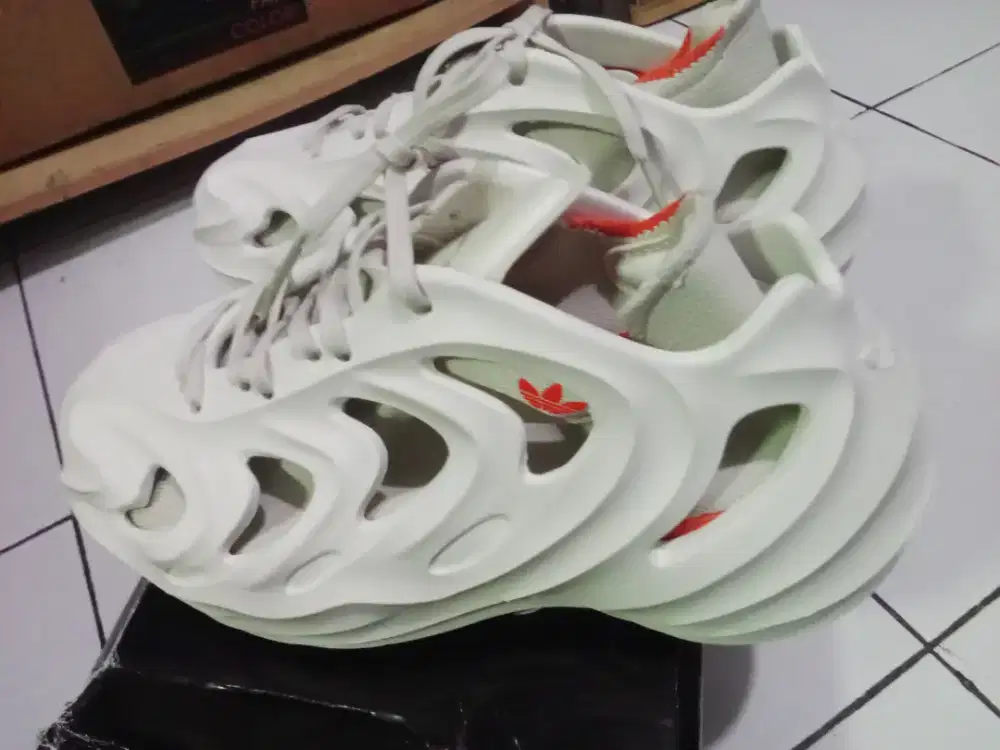 Sneaker ADIDAS seri adiFOM Q size 38