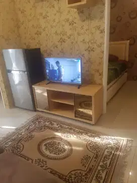 Disewakan 2 BR Furnished Tower Flamboyan Lt. 17