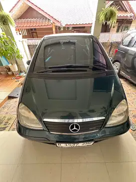 Mercedes-Benz A140 2002 Bensin warna hijau