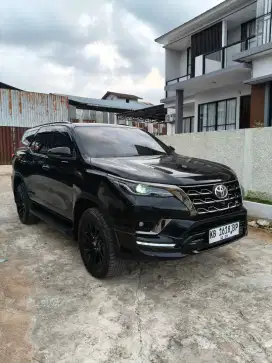 Fortuner VRZ 4x2 GR tahun 2021
