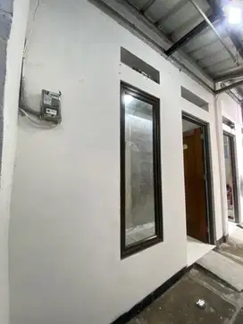 Dikontrakan disewakan rumah per bulan/bulanan jakarta timur condet