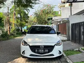 Mazda 2 R 2017 AT Matic skyactiv nik/perakitan 2016