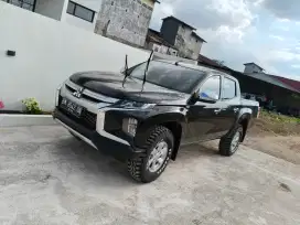 Triton GLS 4x4 tahun 2021