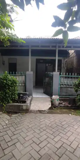 Dijual Rumah di Pondok Arum