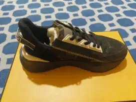 Sepatu second original