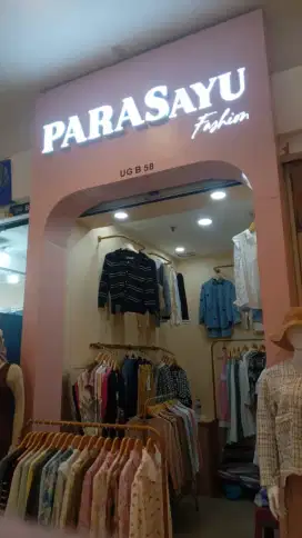 Penjaga Toko + Live Tiktok