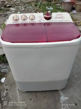 Dua tabung sharp 8kg normal siap pakai