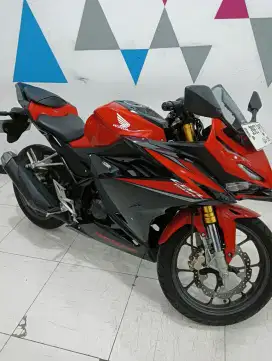 Honda All New CBR 150R 2023 Merah Hitam km.5000