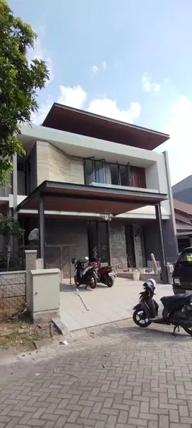 DIJUAL RUMAH BARU GRES CITRALAND WOODLAND MODERN MINIMALIS SEMI FURNIS