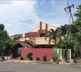 DIJUAL RUMAH BAGUS DAN TERAWAT DARMO PERMAI TIMUR SURABAYA