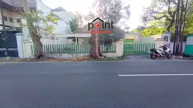 Tanah dan Bangunan Strategis Prospektif Tengah Kota Surakarta