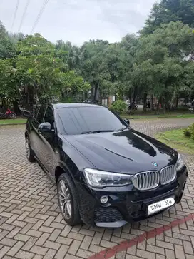 Executive SUV BMW X4 xDrive 2016 - Low Odo & Full BMW Service Record