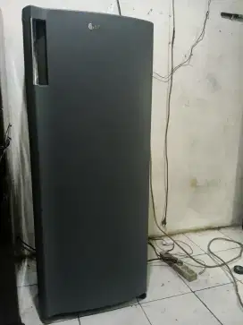 Di jual freezer LG 6 rak