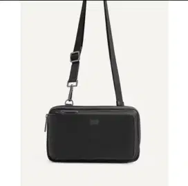 Sling bag bisa hand bag merek Pedro!