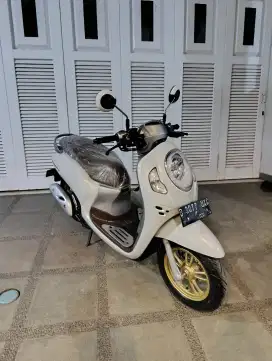 Bissmillah dijual motor Honda scoopy prestige 2021