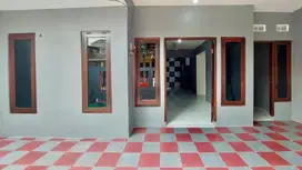 Rumah cantik nan asri,siap huni,tengah kota, dekat kulineran