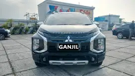 (KM 30rban) Antiq Xpander Cross Premium Package AT 2021 Tgn1 Dp Minim