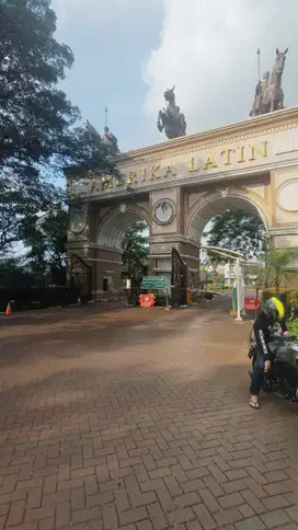 Rumah green Lake Cluster Amerika Latin Lebar 10 Siap Huni