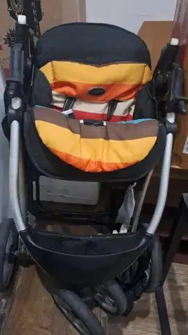 Stroller merk pliko bahan bagus kuat warna kuning orange cerah