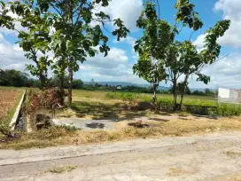 Tanah dekat kampus ISI dijual